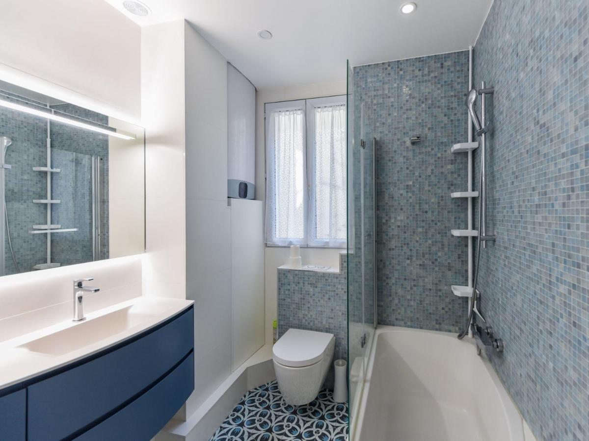 Appartamento Bright T2 In The Center Of With View Of The Eiffel Tower - Welkeys Parigi